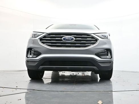 Used 2024 Ford Edge Titanium image 25