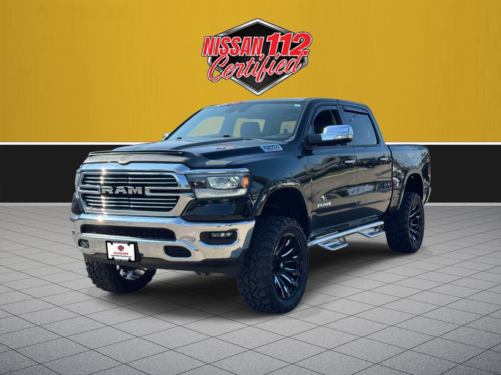 Used 2022 RAM 1500 Laramie AWD/4WD image 2
