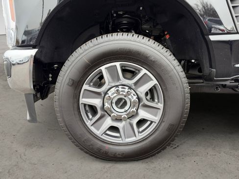 New 2026 Ford F250 Lariat image 14