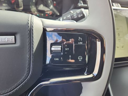 Used 2026 Land Rover Range Rover Velar S image 20