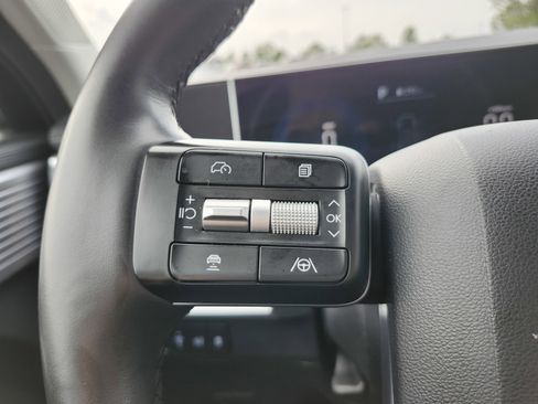 Used 2025 Hyundai Santa Fe SEL image 36