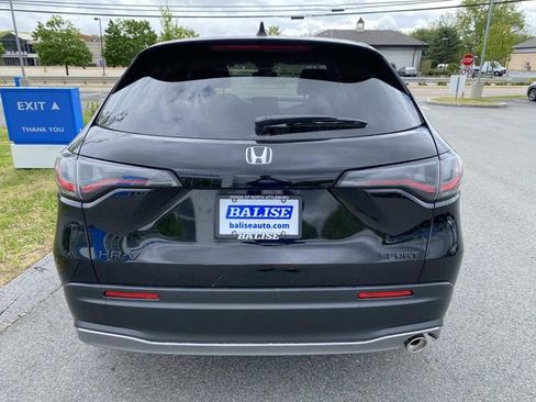 New 2027 Honda HR-V Sport image 4