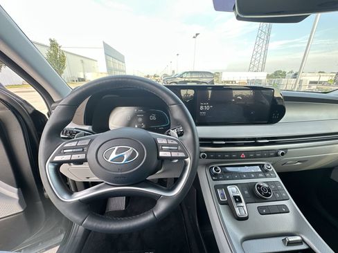 Used 2025 Hyundai Palisade SEL AWD/4WD image 11