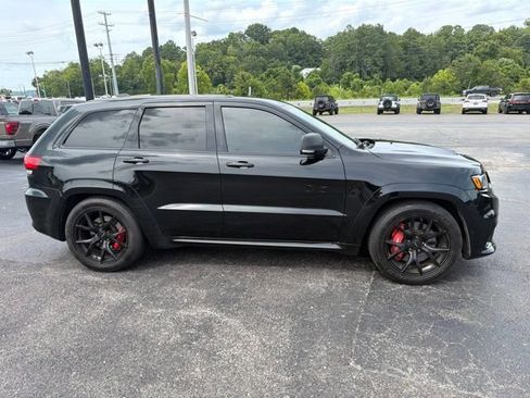 Used 2018 Jeep Grand Cherokee SRT AWD/4WD image 4