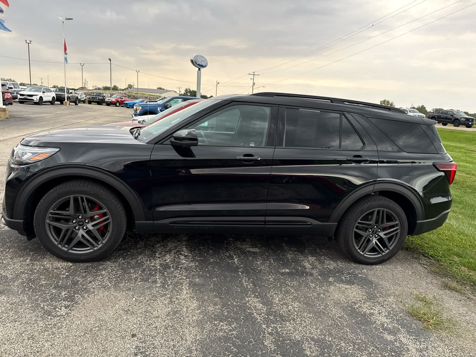 Used 2026 Ford Explorer ST w/ Sun And Sound Package AWD/4WD image 8