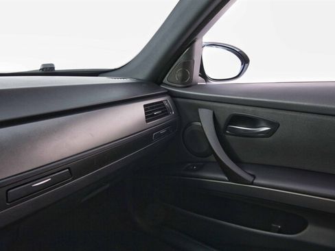 Used 2009 BMW M3 Sedan RWD image 24
