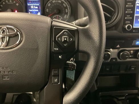 Used 2022 Toyota Tacoma SR image 21