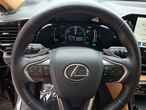 Used 2026 Lexus NX 350h AWD w/ Accessory Package (2T) image 19