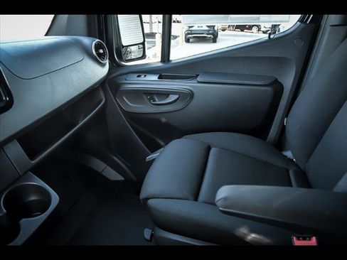 New 2025 Mercedes-Benz Sprinter 3500 image 13