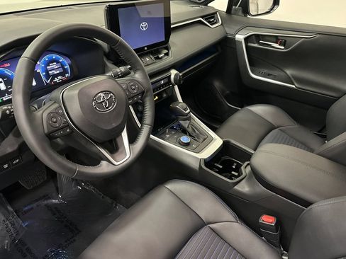 Used 2024 Toyota RAV4 XSE w/ Advanced Technology Package AWD/4WD image 10