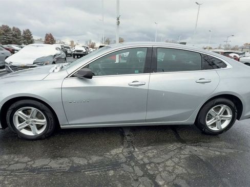 Used 2021 Chevrolet Malibu LS image 5