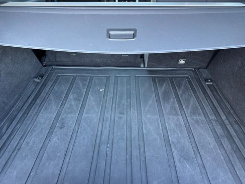 Used 2019 Land Rover Range Rover Sport HSE image 16