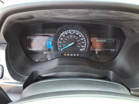 Used 2019 Ford Ranger Lariat w/ Equipment Group 501A Mid image 13