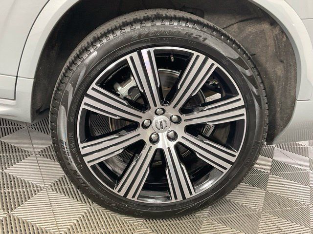 Certified 2025 Volvo XC90 T8 Plus AWD/4WD image 39
