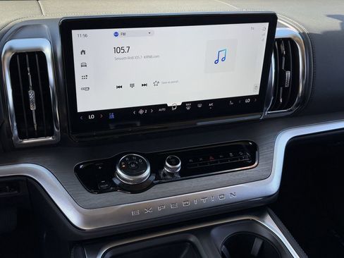 New 2025 Ford Expedition Platinum w/ Driver's Package AWD/4WD image 55