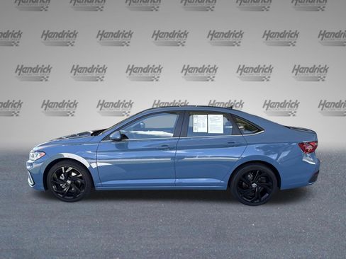 Used 2025 Volkswagen Jetta SE w/ Black Wheel Package FWD image 6