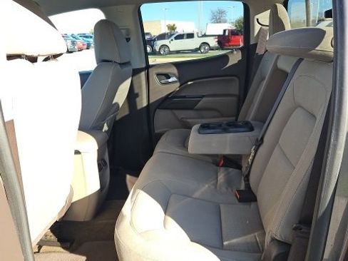 Used 2016 GMC Canyon SLE w/ SLE Convenience Package image 6