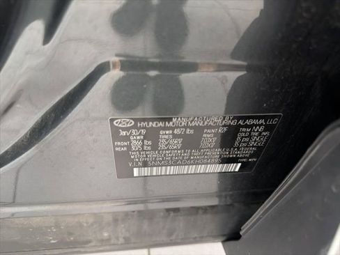 Used 2019 Hyundai Santa Fe SEL AWD/4WD image 16