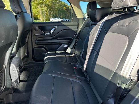 Used 2024 Lincoln Corsair Grand Touring w/ Towing Package image 18