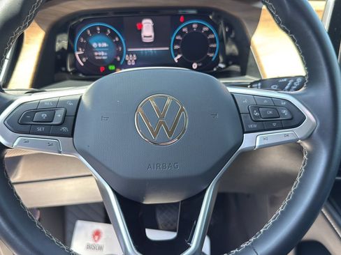 Used 2024 Volkswagen Atlas SE FWD image 15