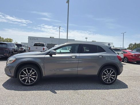 Used 2015 Mercedes-Benz GLA 250 4MATIC image 32