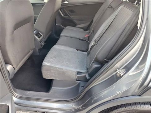 Used 2021 Volkswagen Tiguan S image 10