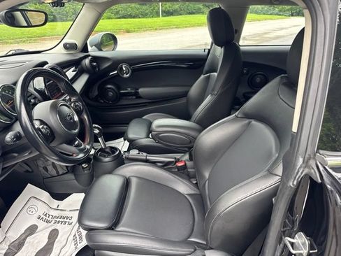 Used 2019 MINI Cooper S w/ Premium Package FWD image 15