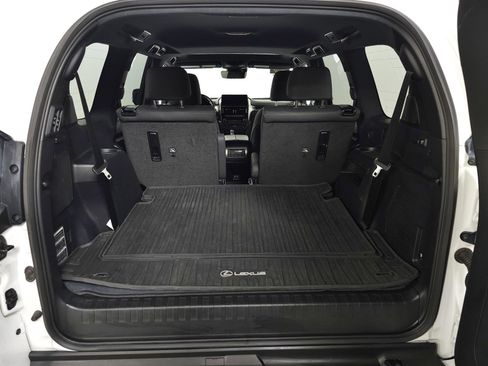 Used 2023 Lexus GX 460 Premium image 7