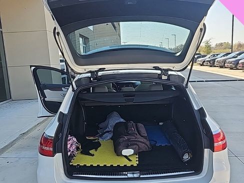 Used 2017 Mercedes-Benz E 400 4MATIC Wagon image 20