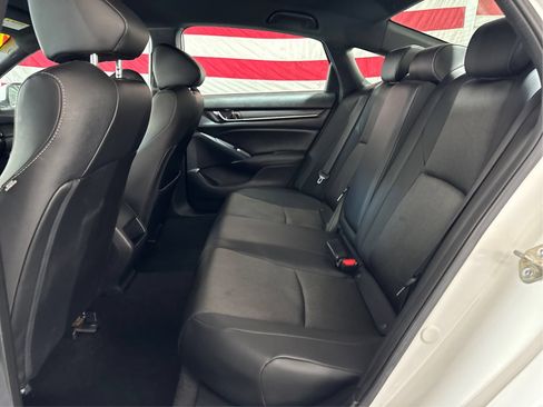 Used 2020 Honda Accord Sport image 10