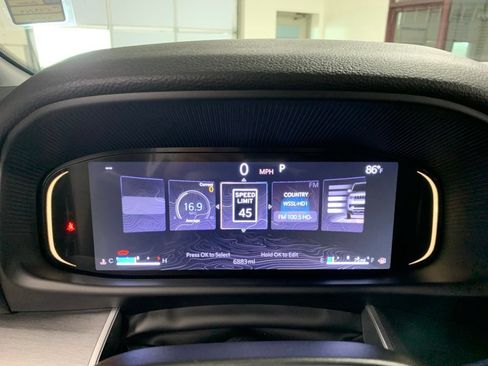 Certified 2025 Jeep Wagoneer Series II AWD/4WD image 31