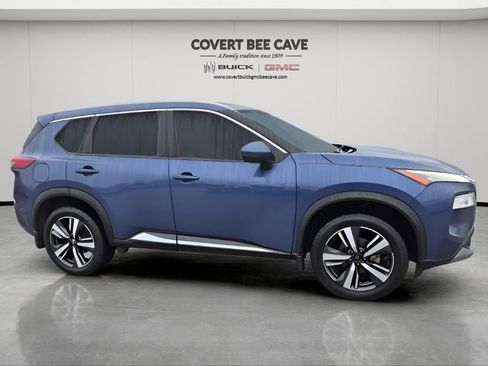 Used 2021 Nissan Rogue SL w/ Premium Package image 12