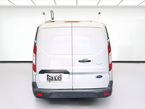 Used 2019 Ford Transit Connect XLT image 5