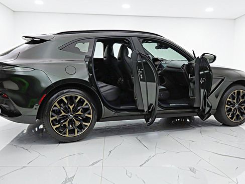 Used 2021 Aston Martin DBX AWD/4WD image 16