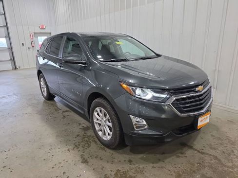 Used 2021 Chevrolet Equinox LT AWD/4WD image 2