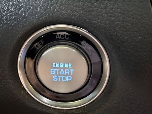 Used 2018 Genesis G80 3.8 w/ Option Group 02 image 23