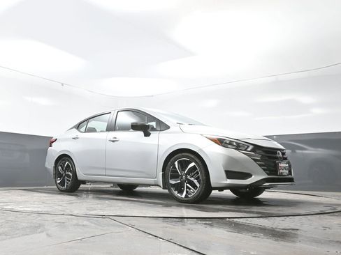 Used 2023 Nissan Versa SR w/ Trunk Package image 49