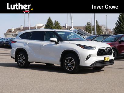 Used 2021 Toyota Highlander XLE