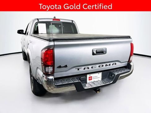 Certified 2022 Toyota Tacoma SR5 image 30