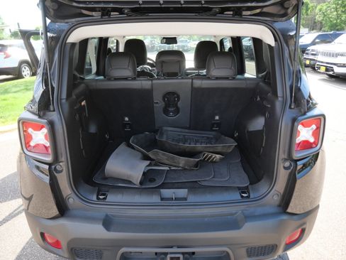 Used 2020 Jeep Renegade Limited w/ Trailer Tow Group AWD/4WD image 18