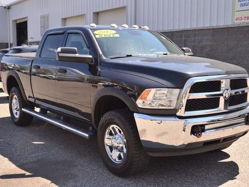 Used 2017 RAM 2500 Tradesman w/ Chrome Appearance Group AWD/4WD image 2