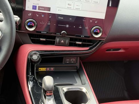 Used 2025 Lexus NX 350h AWD w/ Premium Package image 19