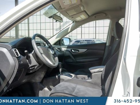Used 2014 Nissan Rogue SV FWD image 3