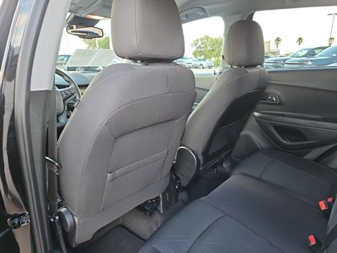 Used 2019 Chevrolet Trax LT FWD image 20