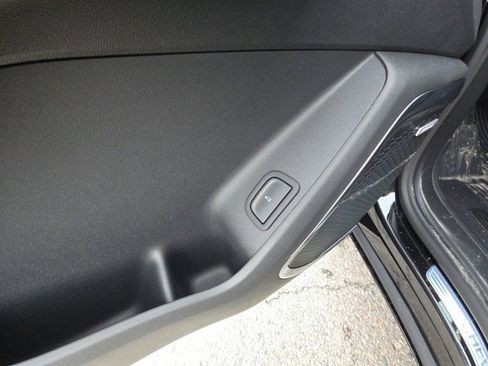 New 2026 Chevrolet Traverse RS w/ LPO, Floor Liner Package image 24