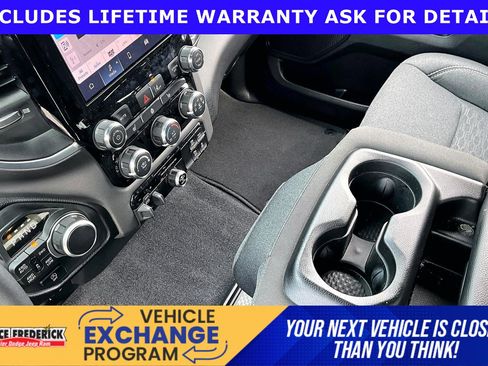 Used 2025 RAM 1500 Big Horn AWD/4WD image 14