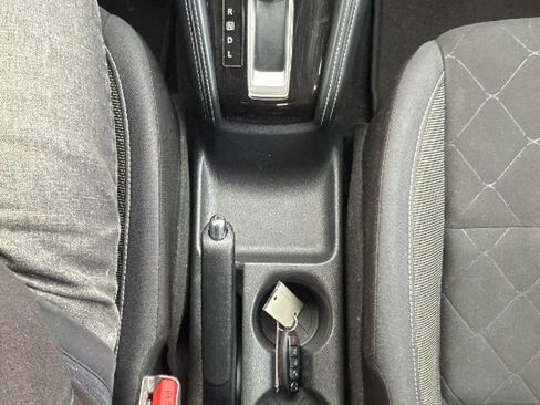 Used 2019 Nissan Kicks SV image 20