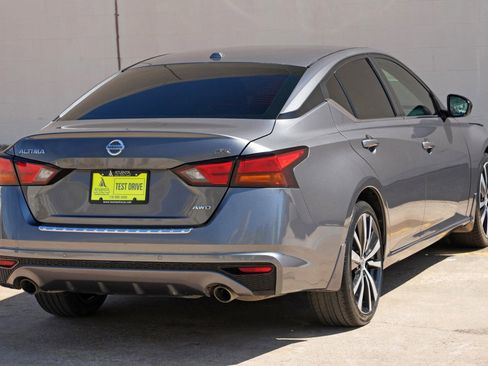 Used 2021 Nissan Altima 2.5 SR AWD/4WD image 45