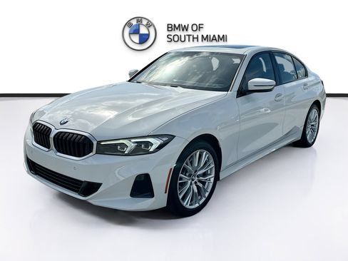 Used 2023 BMW 330i Sedan w/ Premium Package RWD image 3