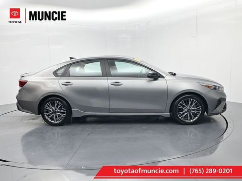 Used 2022 Kia Forte GT-Line w/ GT-Line Premium Package FWD image 1